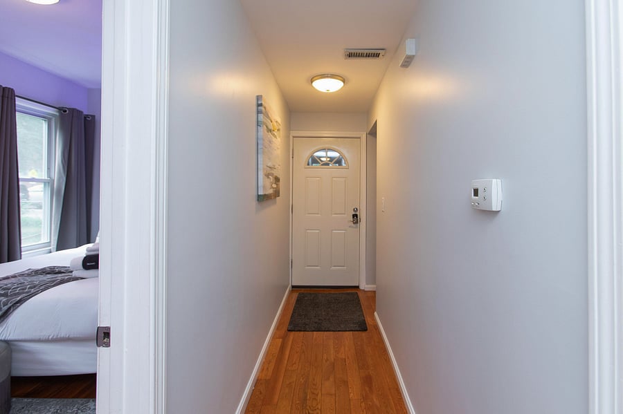 ENTRY HALLWAY