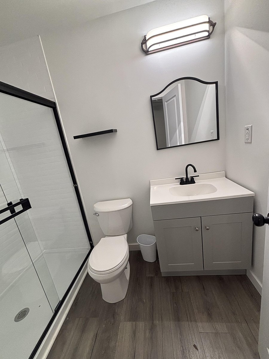 Bathroom #1
in bedroom #1