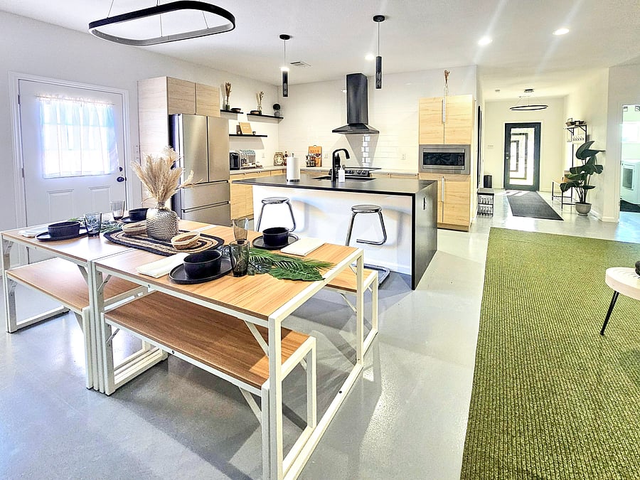 Kitchen/dining