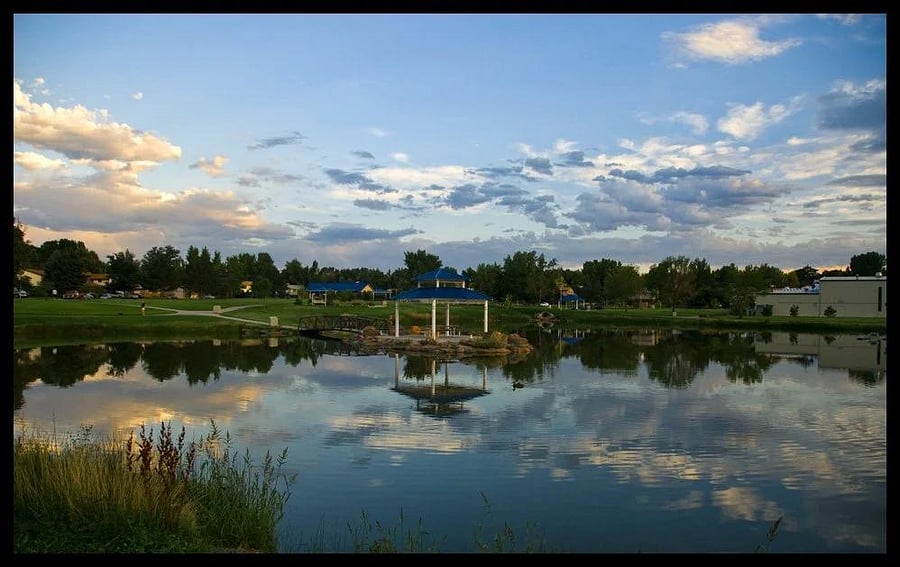 Carol Butts Park is .5 miles from the house (10 min walk) and has great walking trails and recreation center.