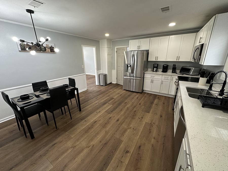 full kitchen