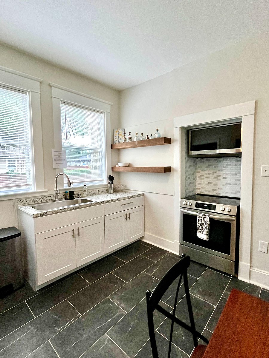 Large Sink and new cooking appliances, updated appliances
