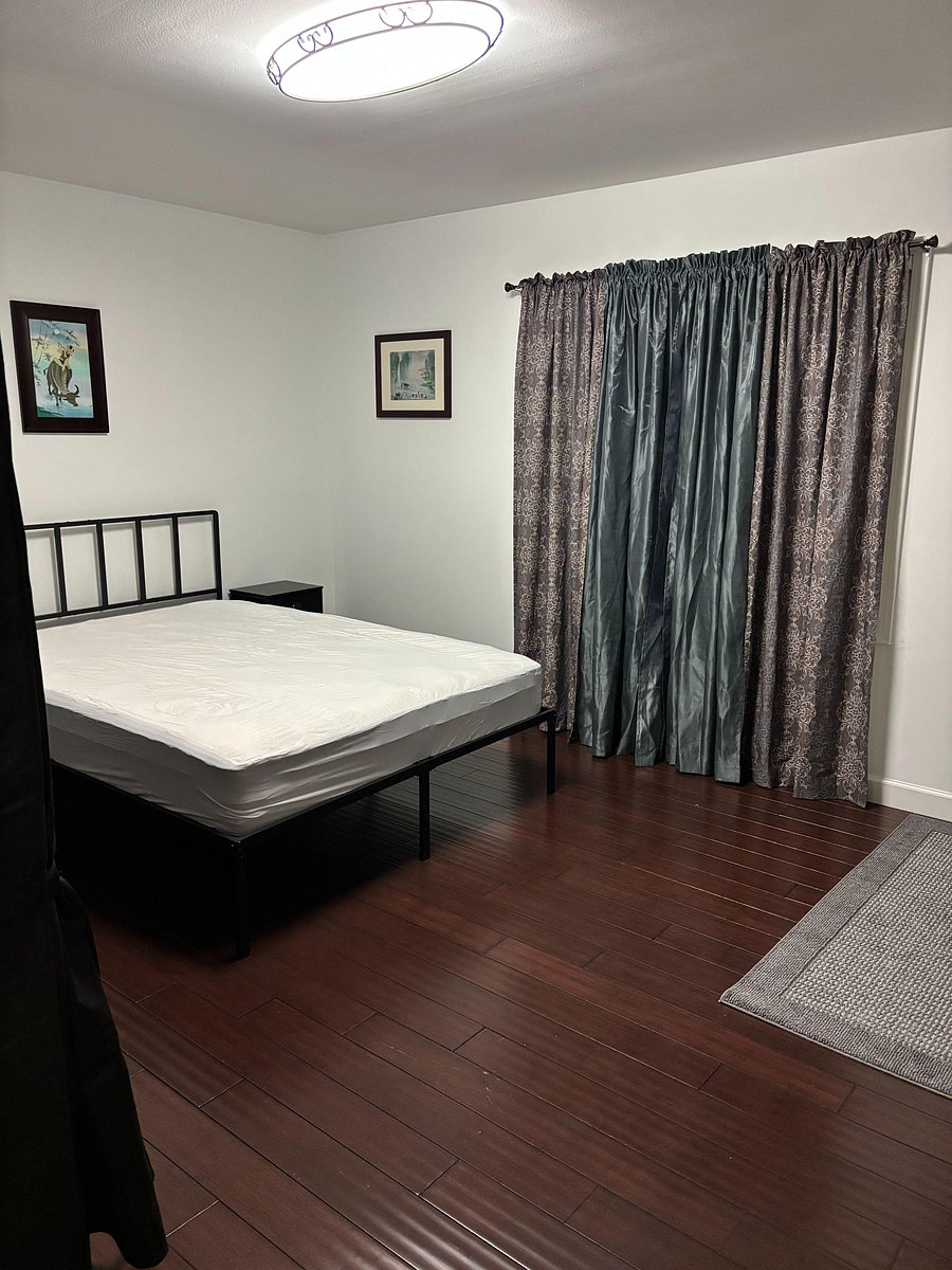 Queen size bed