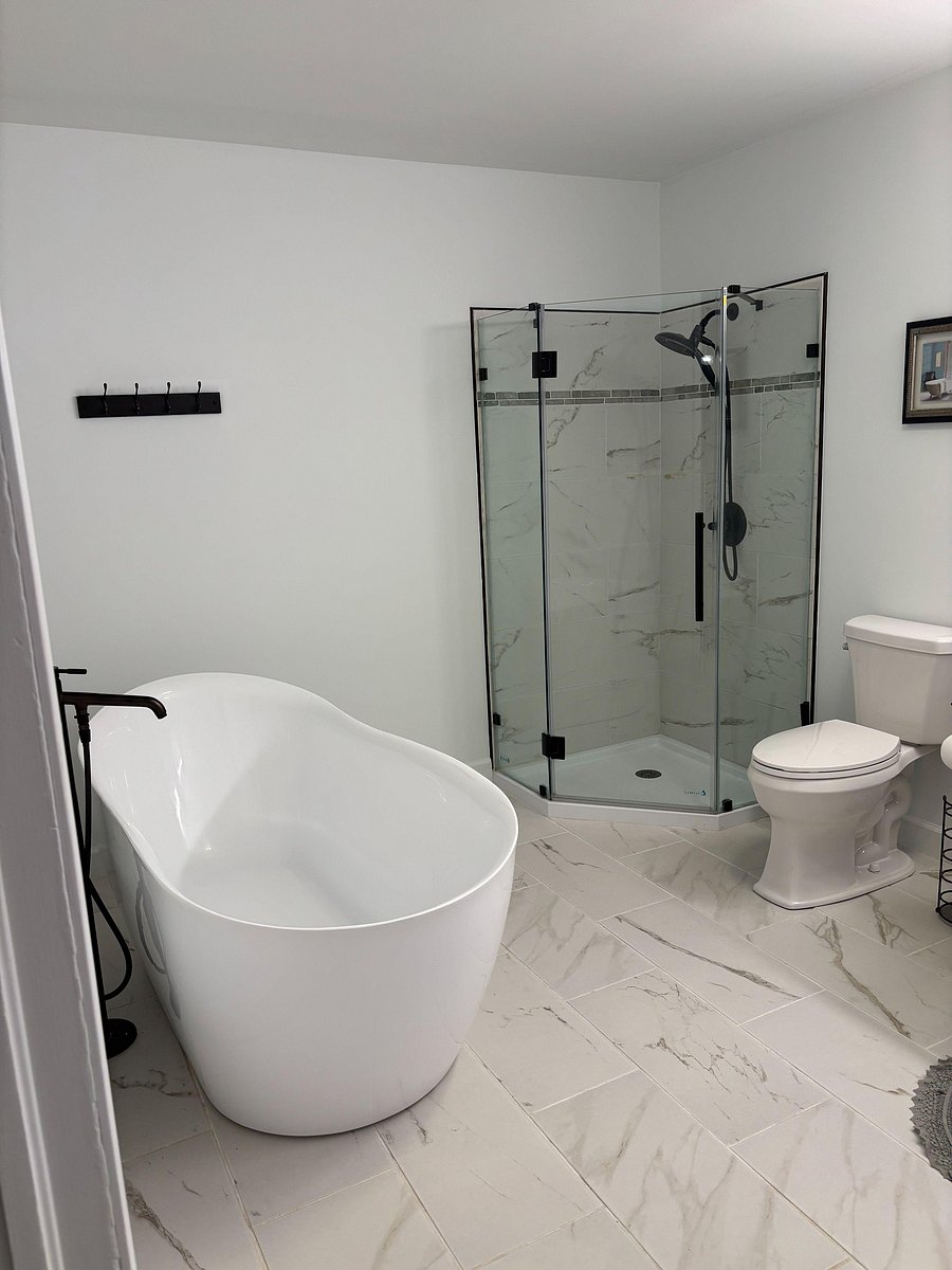 Huge soaker tub