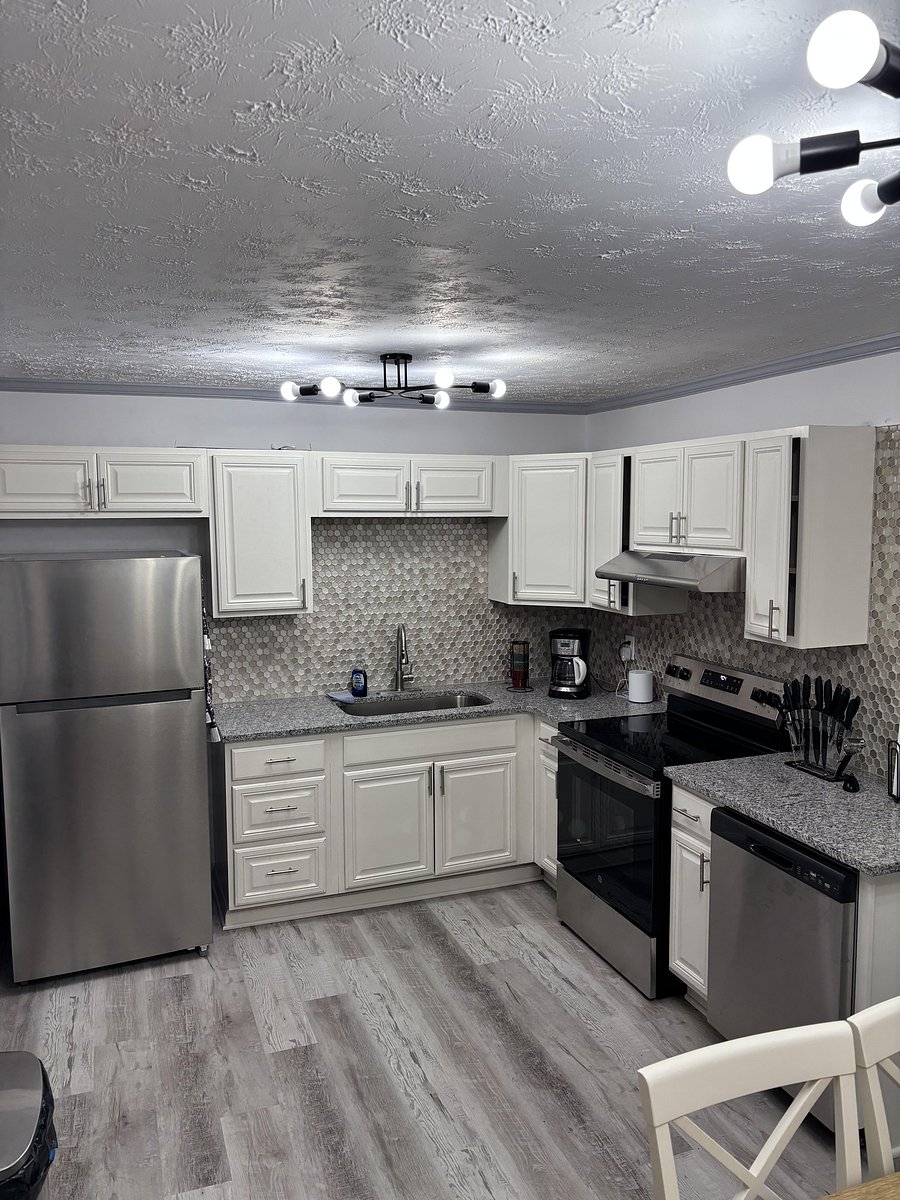 Stainless Steel Appliances!!