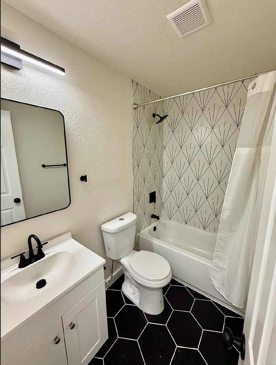 Main Bathroom