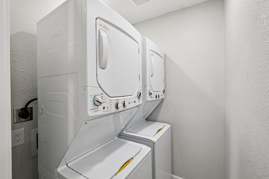 In home Laundry (2 Washers, 2 Dryers)