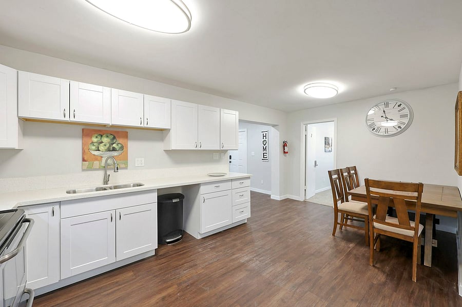 Kitchen/Dining