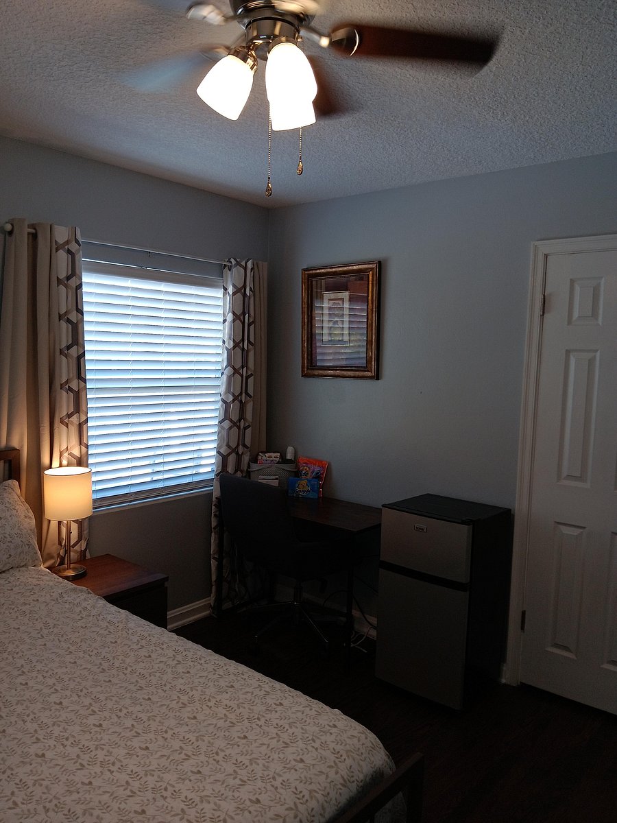 Office Workspace & Mini Fridge Included