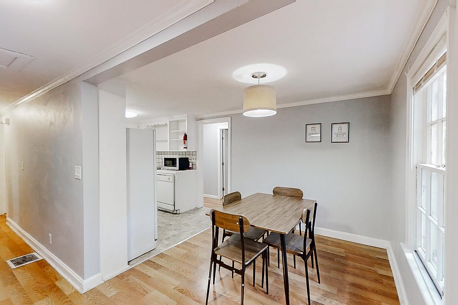 Dining Area 3