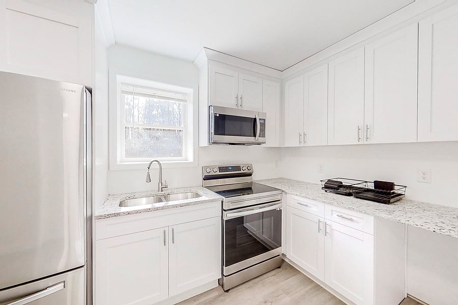 Kitchen pic 2