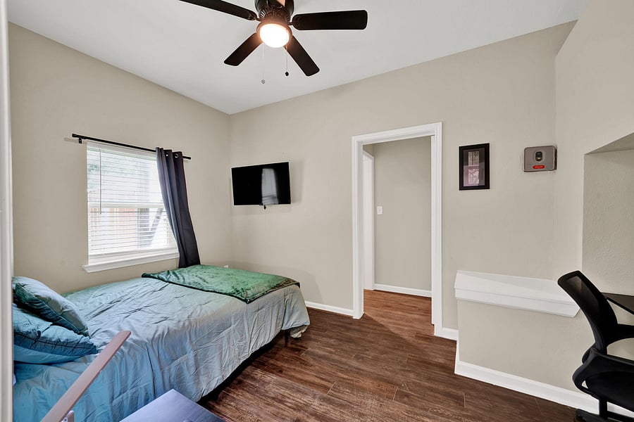 Furnished Finder property 984058_1 photo 7