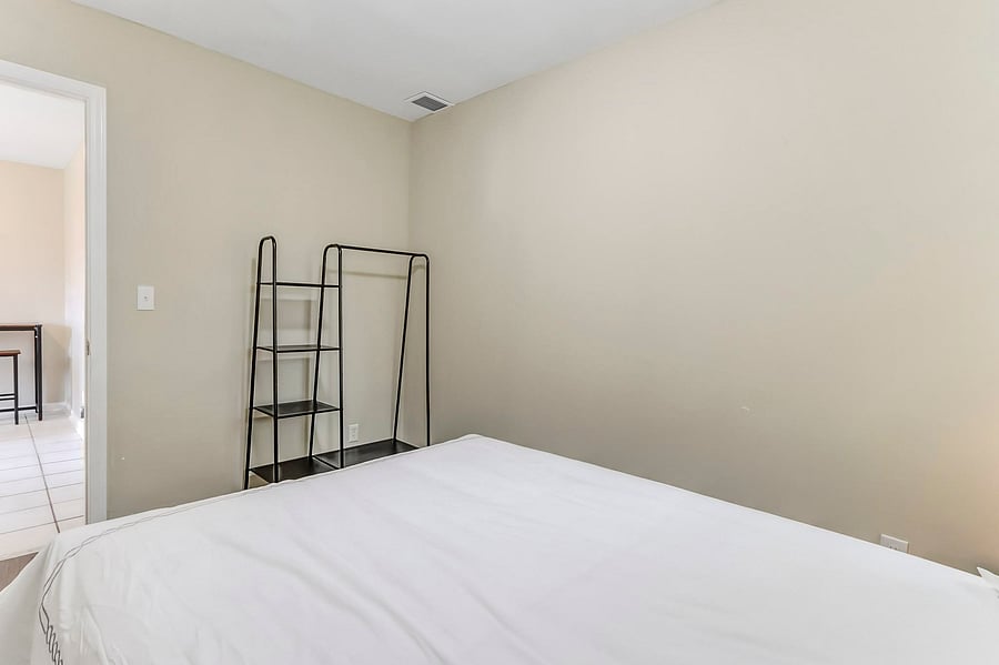 Furnished Finder property 984060_1 photo 8