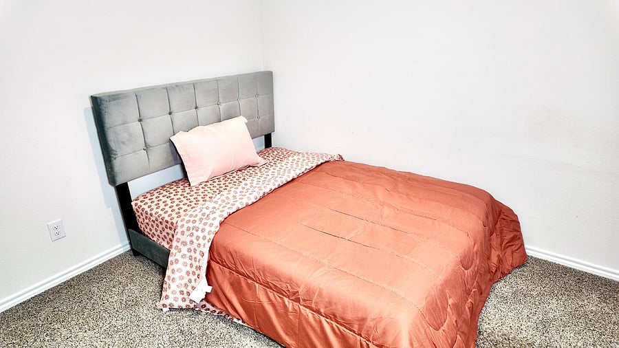 Private Bedroom with Shared Bathroom
