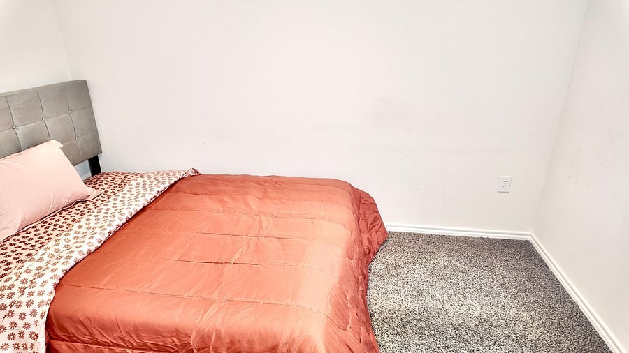 Private Bedroom with Shared Bathroom