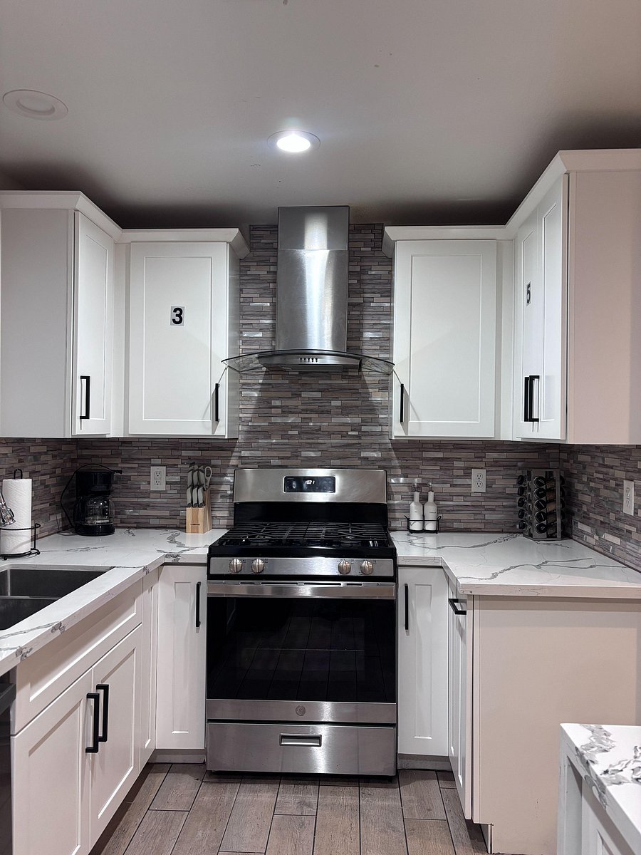 Kitchen stove-basic amenities included