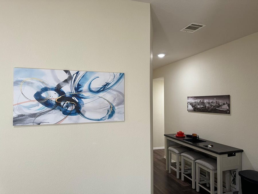 Entryway / Dining Area