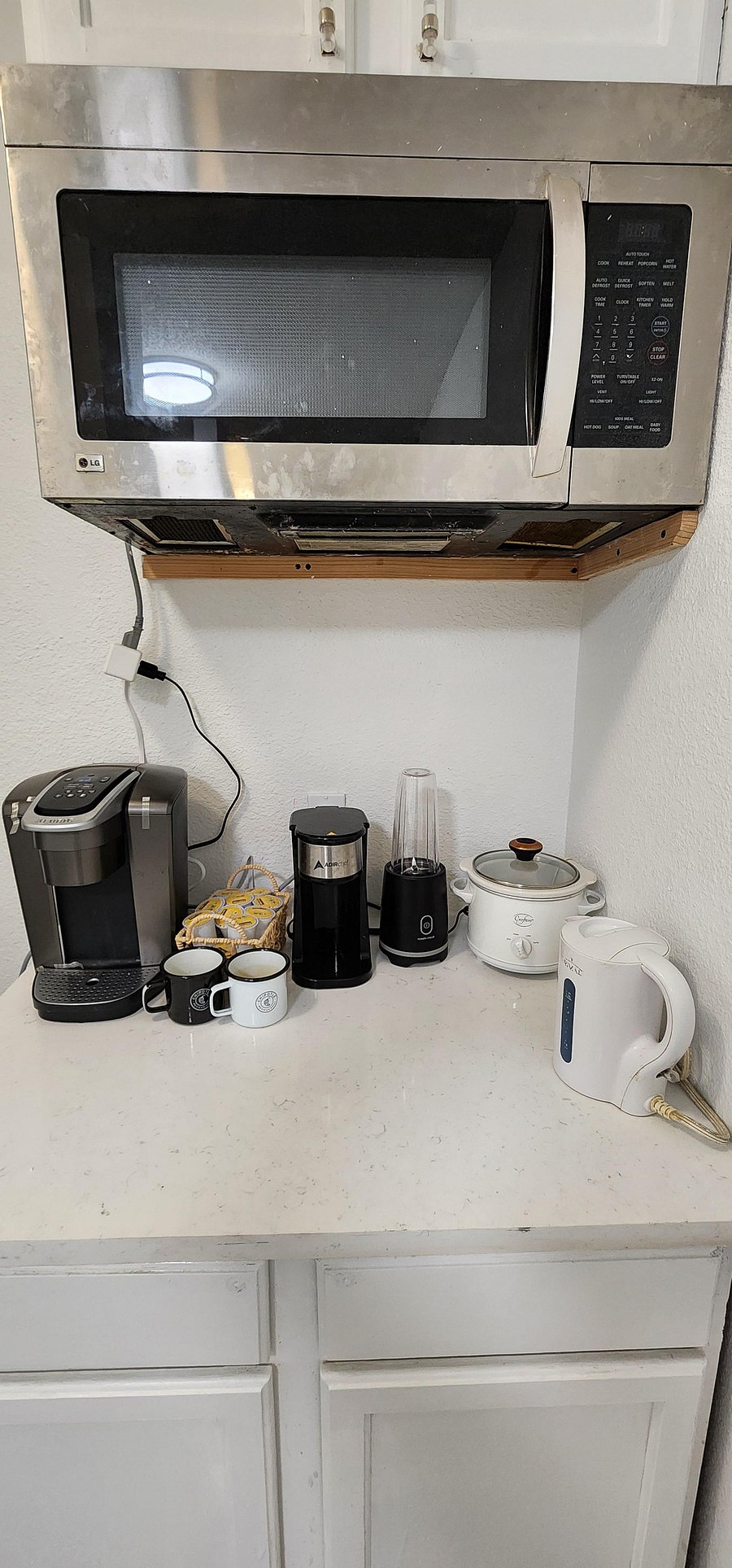 2nd Floor Kitchenette - Keurig K-Cup, Rice Cooker, Water Heater