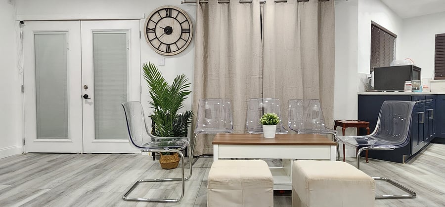 Living / Entertainment Space