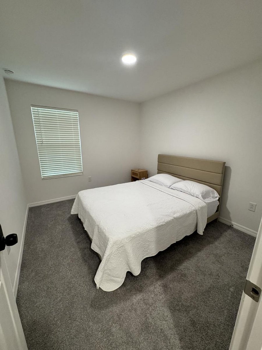 Furnished Finder property 984128_1 photo 11