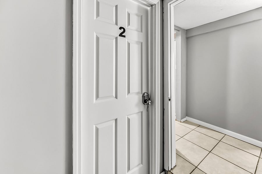 ROOM 2