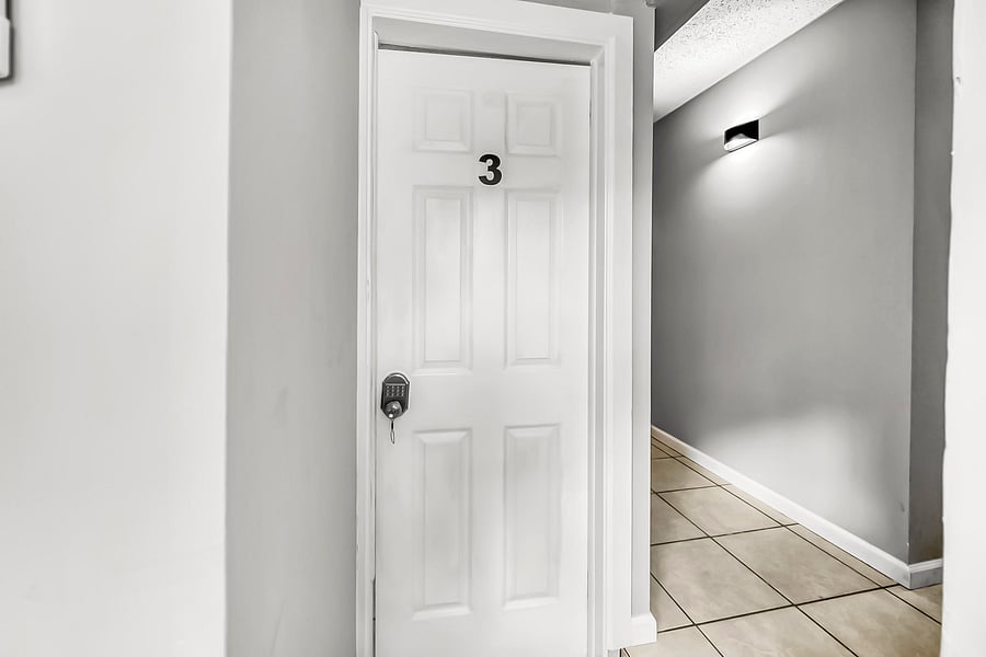 ROOM 3 WITH MINI SPLIT