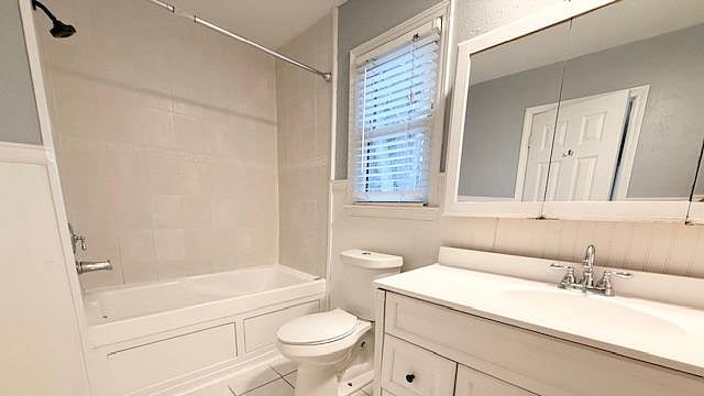 Full bathroom with bathtub
