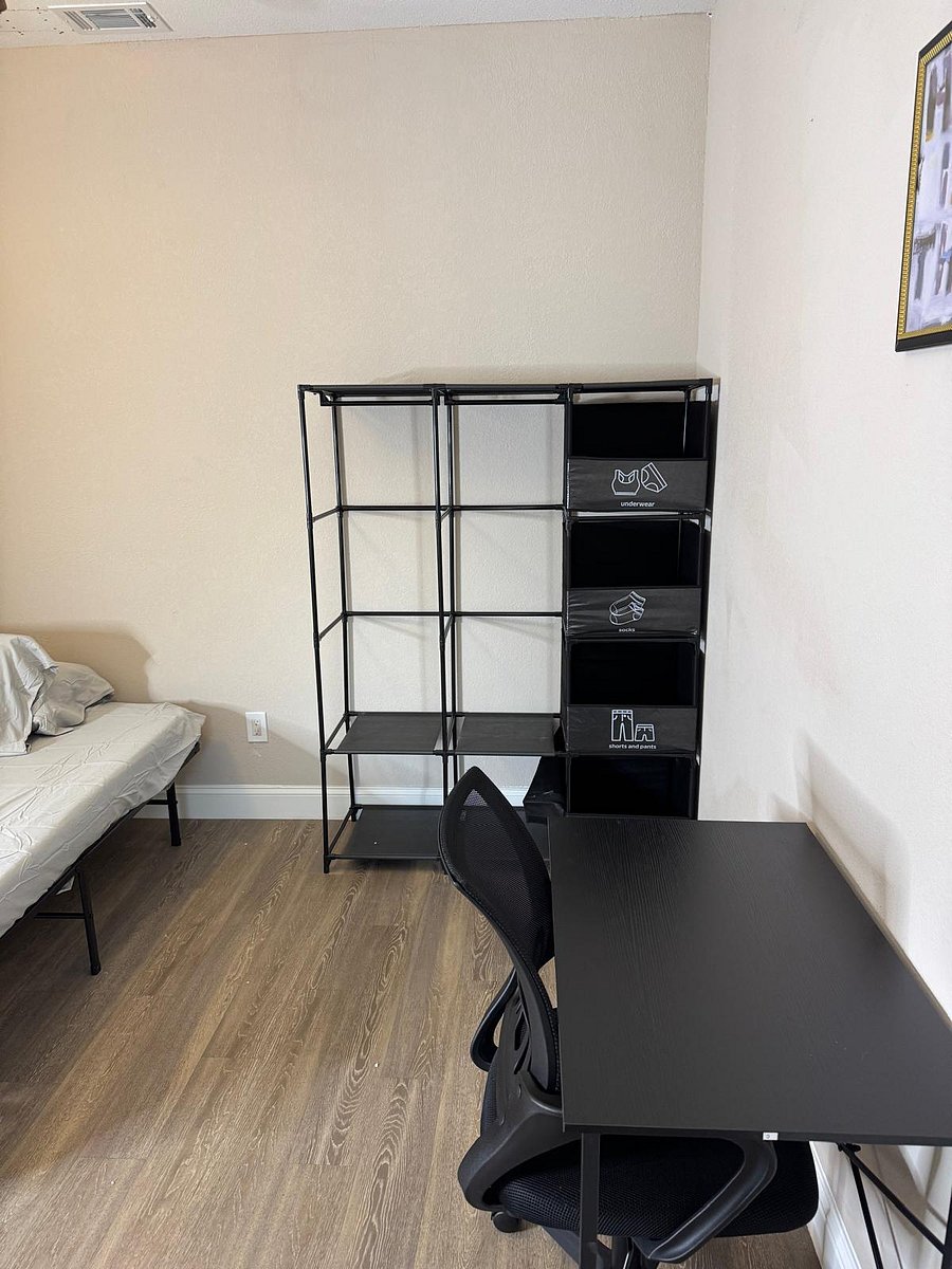 Fully furnished with a cozy bed, a sleek desk for work or study, and a roomy closet to keep everything organized.