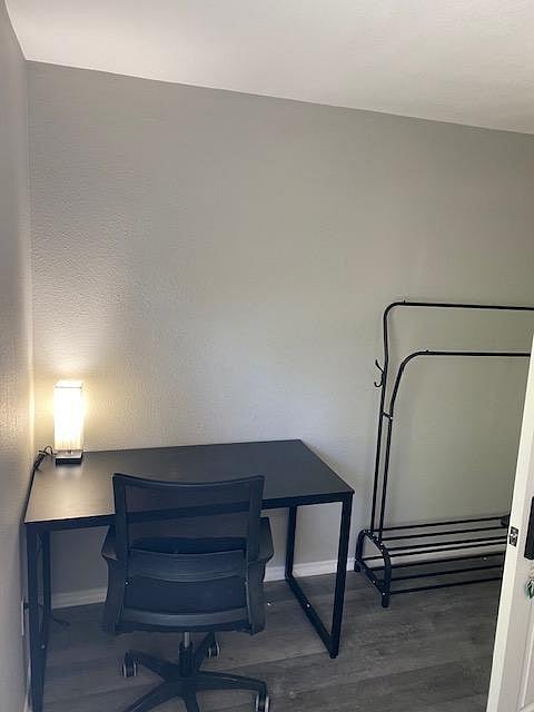 Room 4 clothes storage and work
