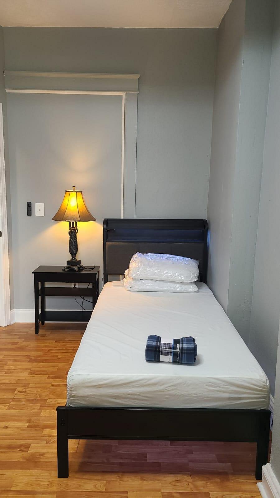 Twin Bed