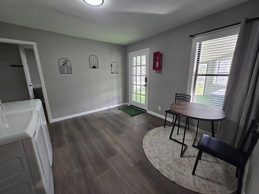 Laundry/sitting area