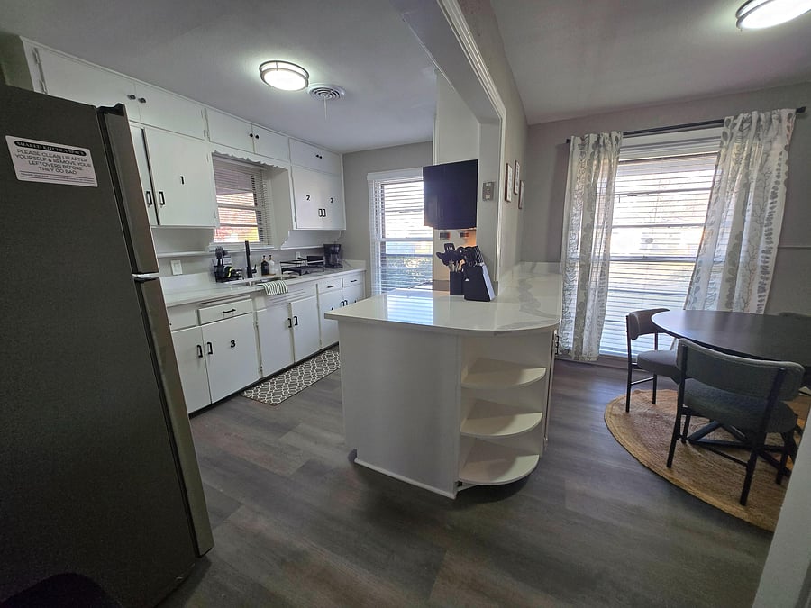 Kitchen/dining