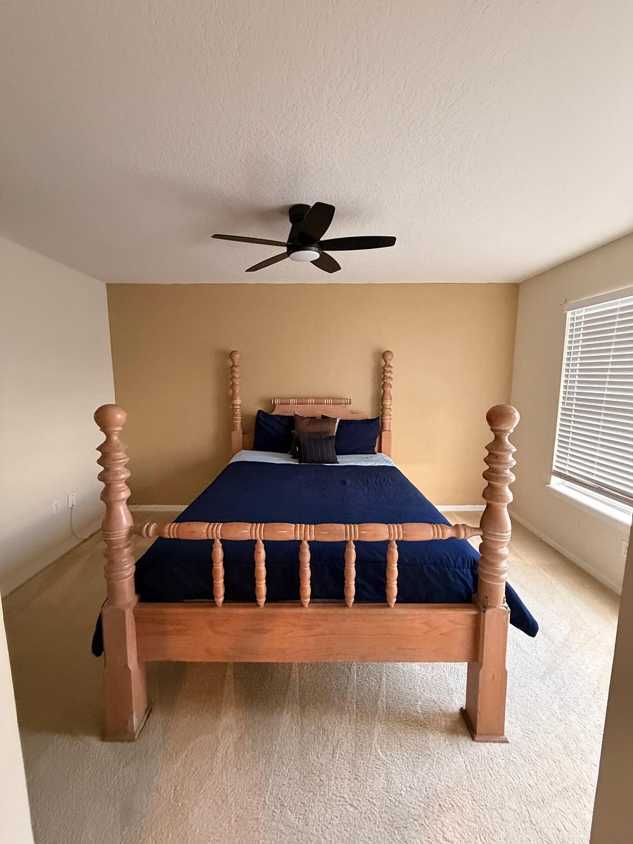 Third spacious bedroom with queen bed and Jack and Jill bathroom