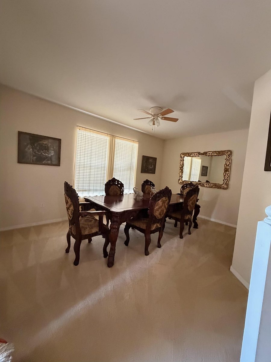 Another huge dinning area.