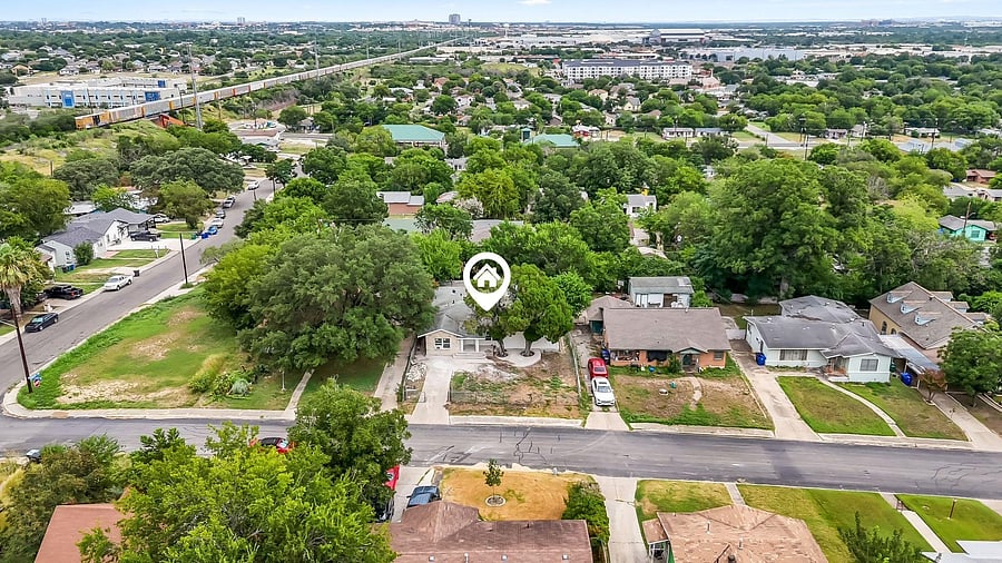 Great location, plenty of street parking