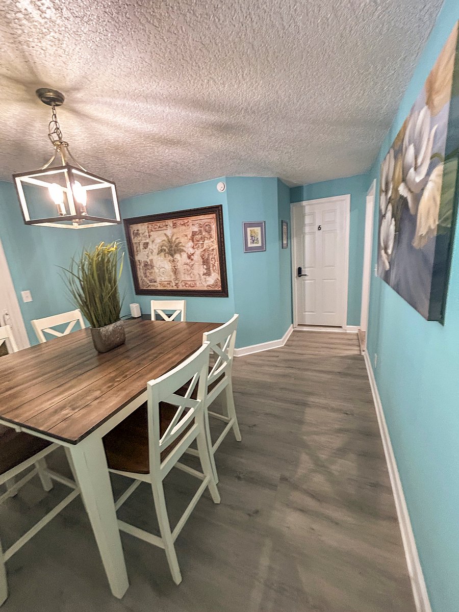 Seating area for eating