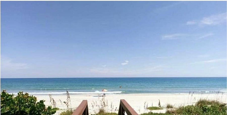 Indiatlantic Beach 4.5 miles away
