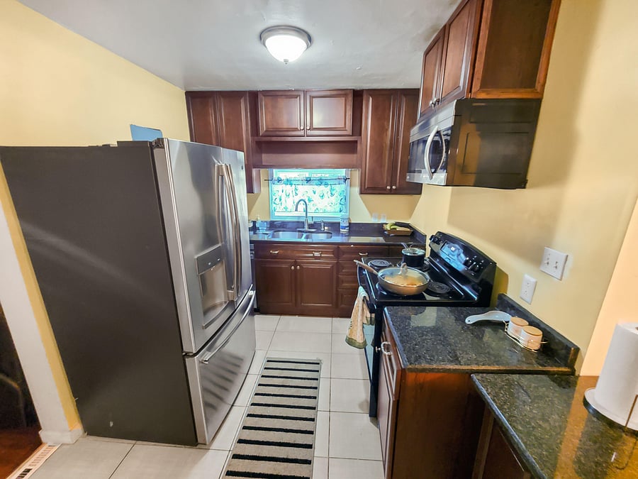 Kitchen 1 (Shared by bedrooms 1,2&3)