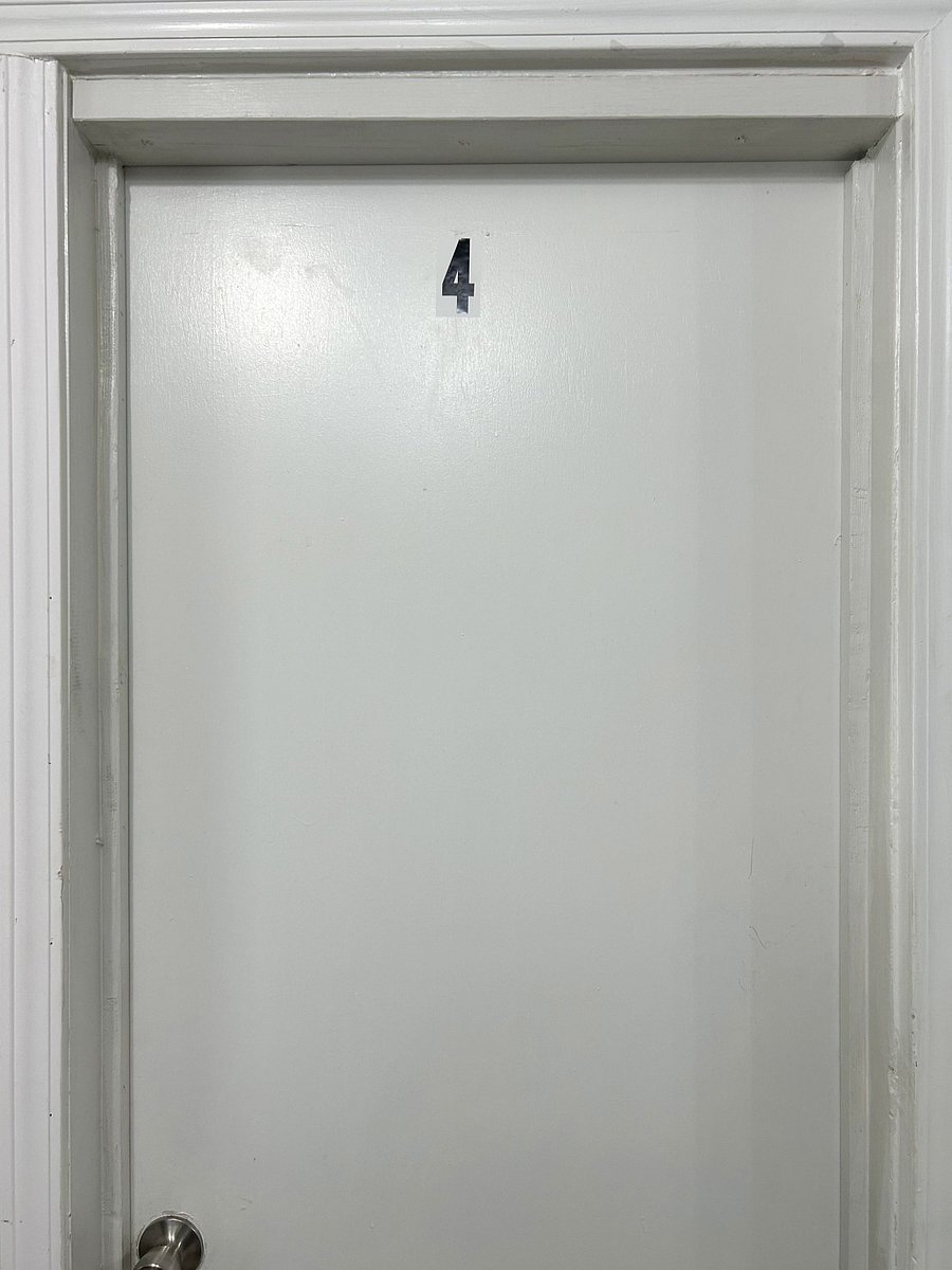 Room 4 label