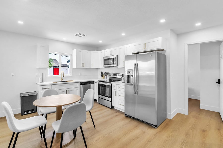 Kitchen 1