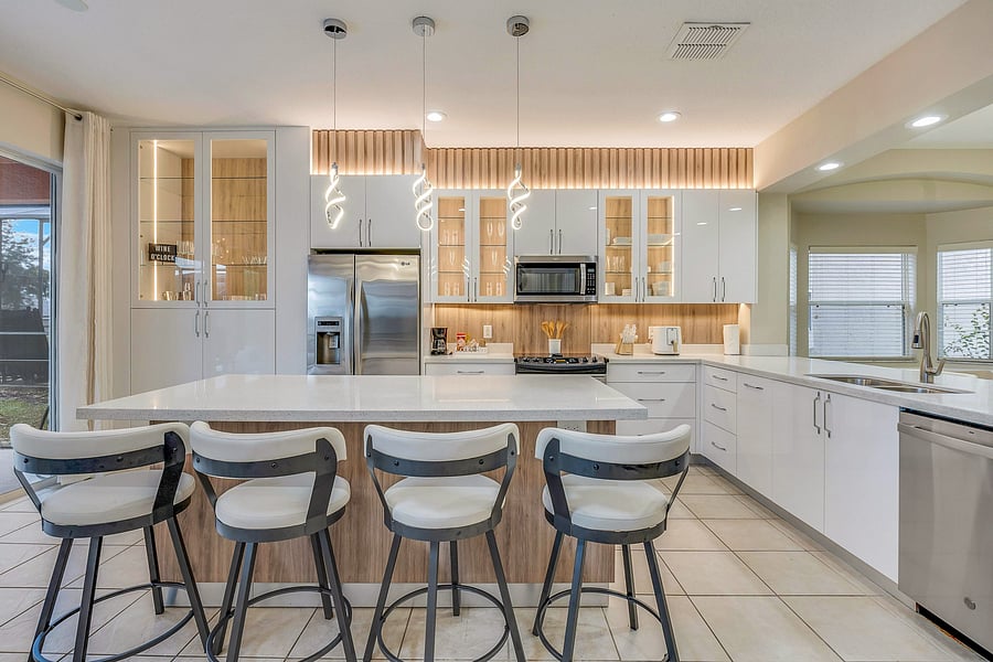 Spacious Fully Equipped Kitchen - All Appliances Included