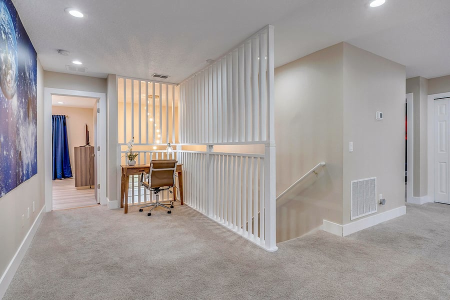 Shared Loft Workspace - Ideal for Remote Work or Study