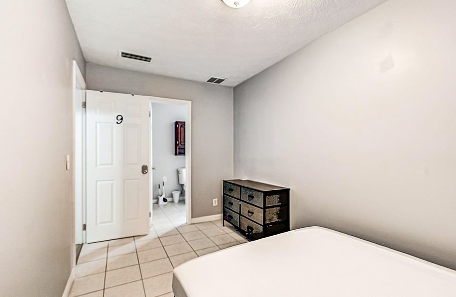 Furnished Finder property 984351_1 photo 8