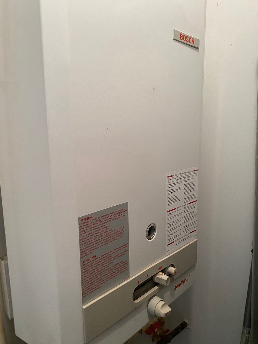 Tankless water heater - plenty of hot water. 