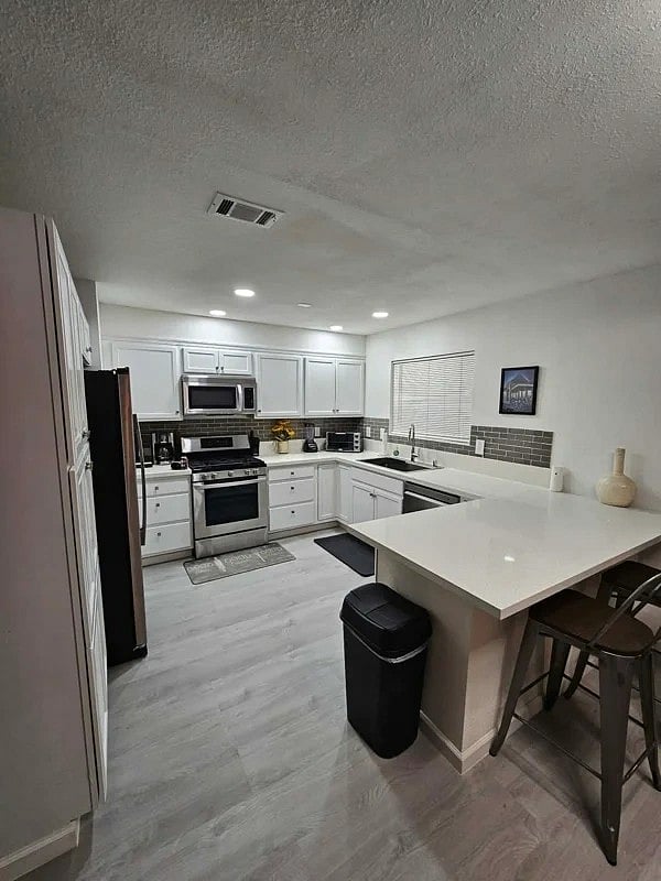 Furnished Finder property 984431_1 photo 3