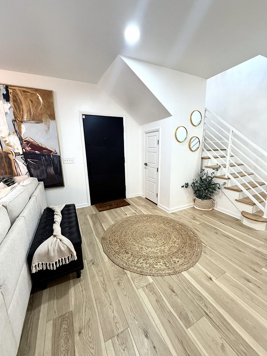Front Door Entry Foyer