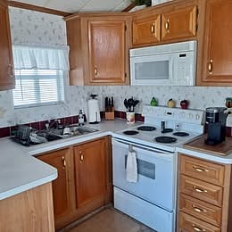 Furnished Finder property 984531_1 photo 10