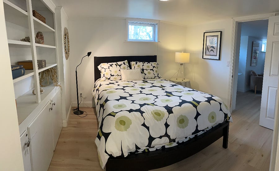 Bedroom, picture take from the bathroom