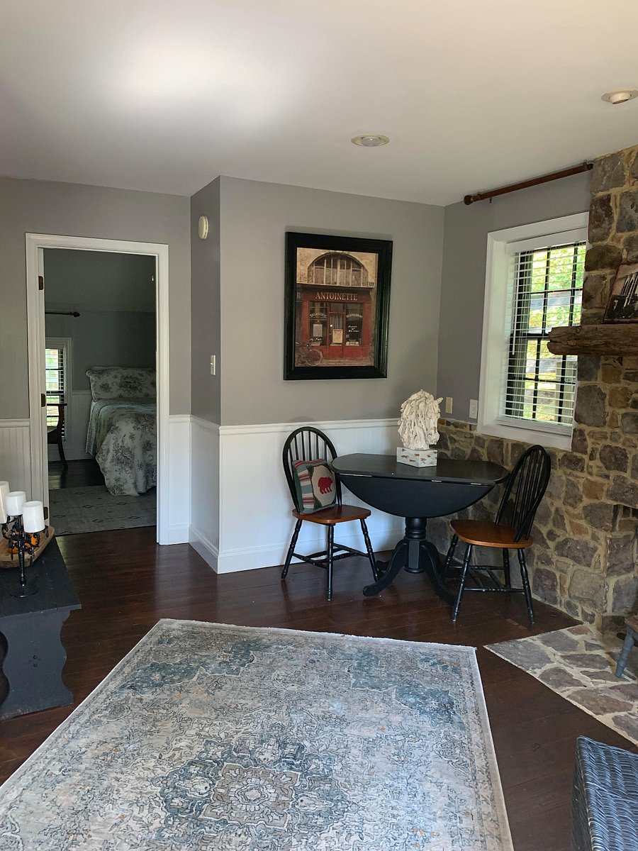 Living Area/Bedroom entrance