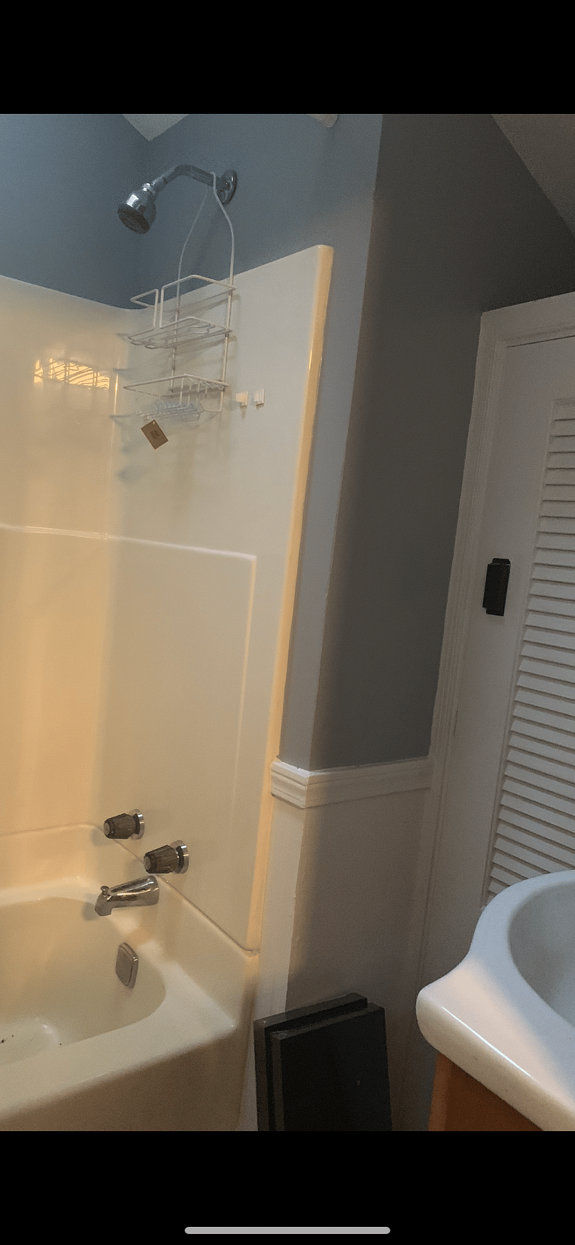Bathroom with tub